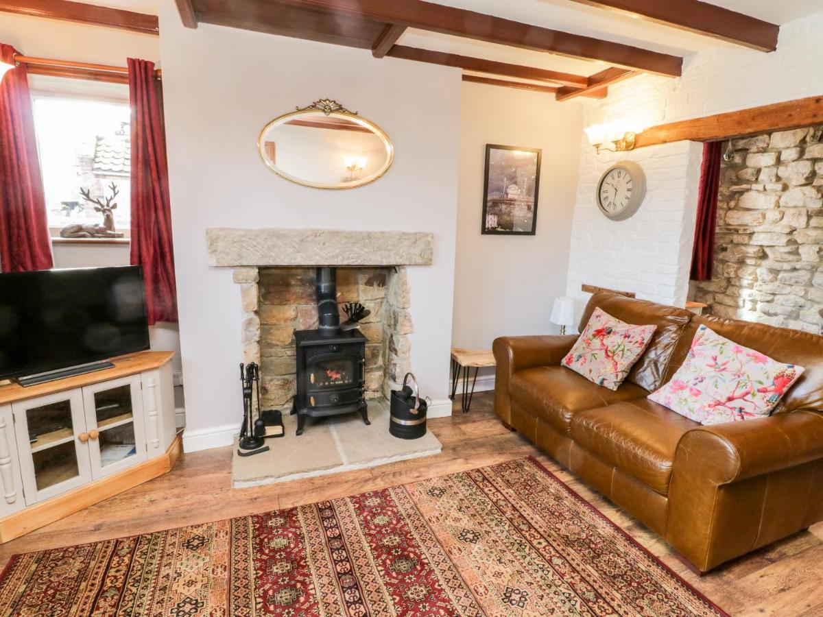 The Lodge Whitby Bagian luar foto